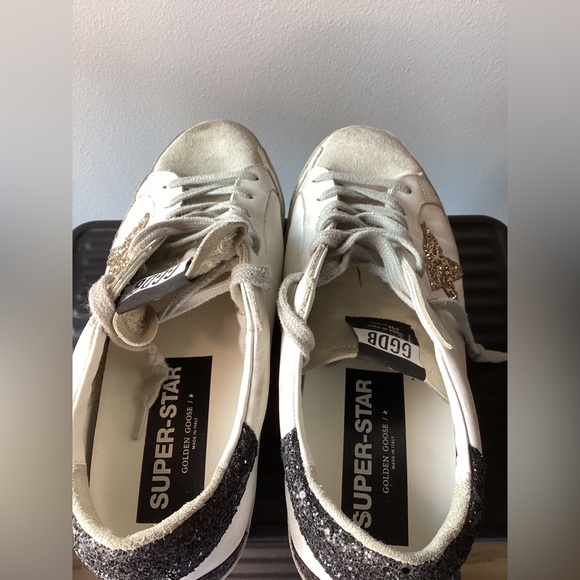 Golden Goose Glitter gold star and glitter black on the back Size 41 - Picture 4 of 4